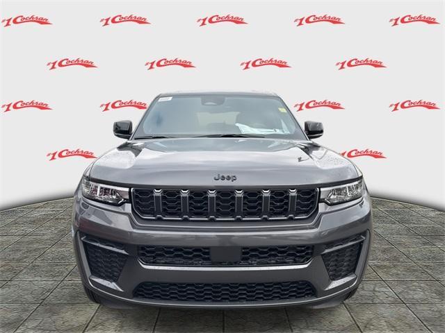 new 2026 Jeep Grand Cherokee car, priced at $47,399