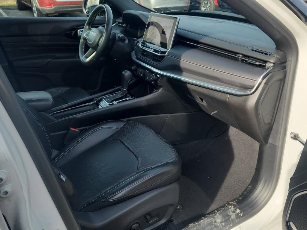 used 2022 Jeep Compass car, priced at $27,498