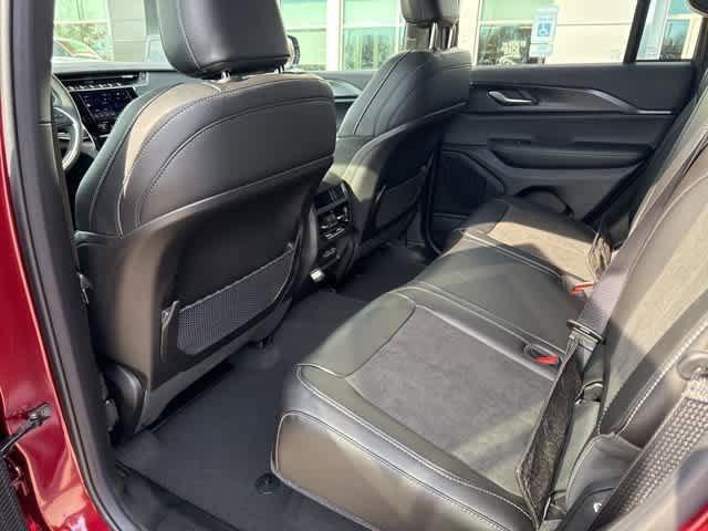 new 2025 Jeep Grand Cherokee car, priced at $43,508