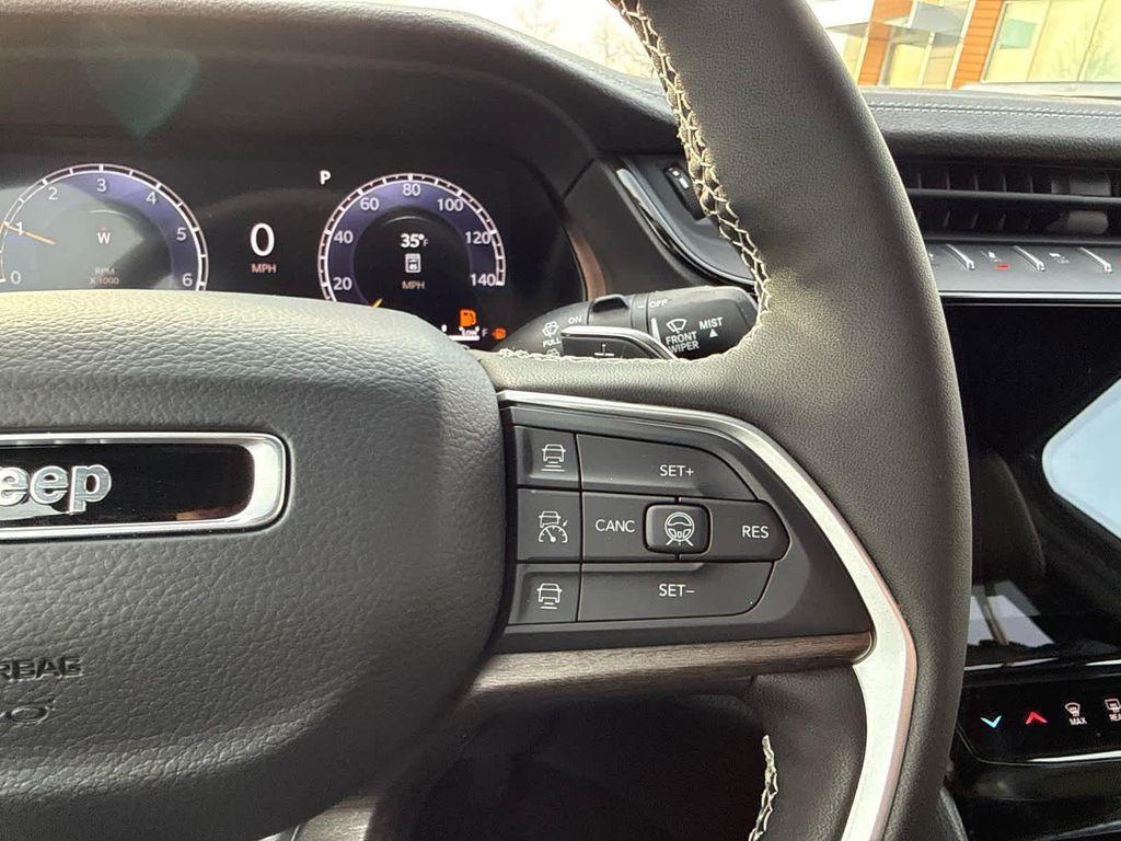 new 2026 Jeep Grand Cherokee car, priced at $47,399