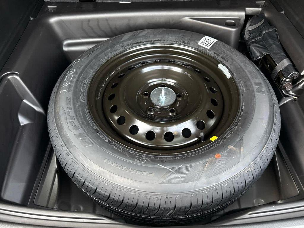 new 2026 Jeep Grand Cherokee car, priced at $47,399