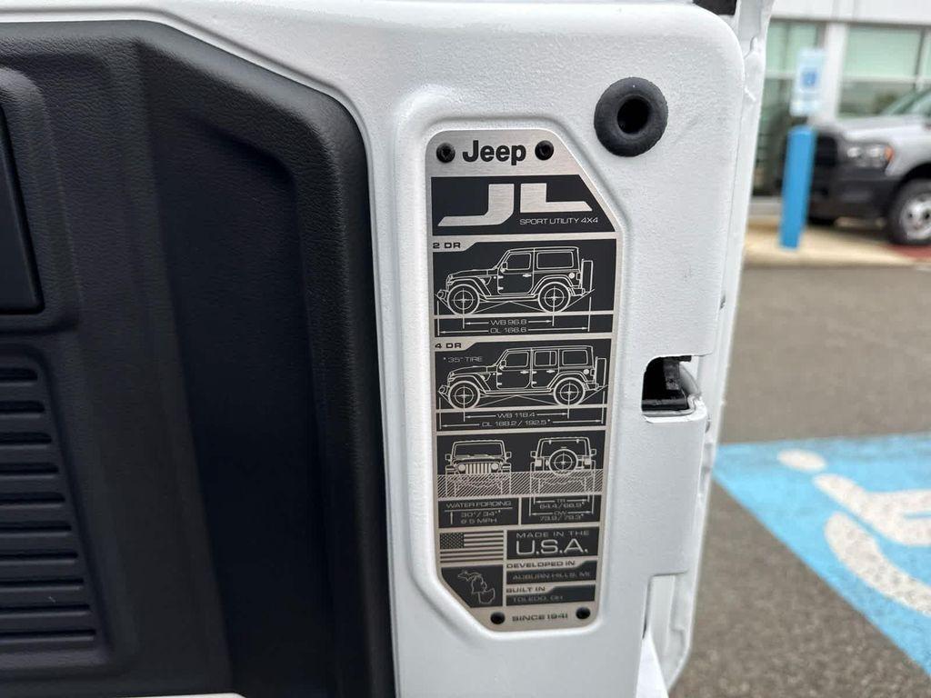 new 2026 Jeep Wrangler car, priced at $43,237