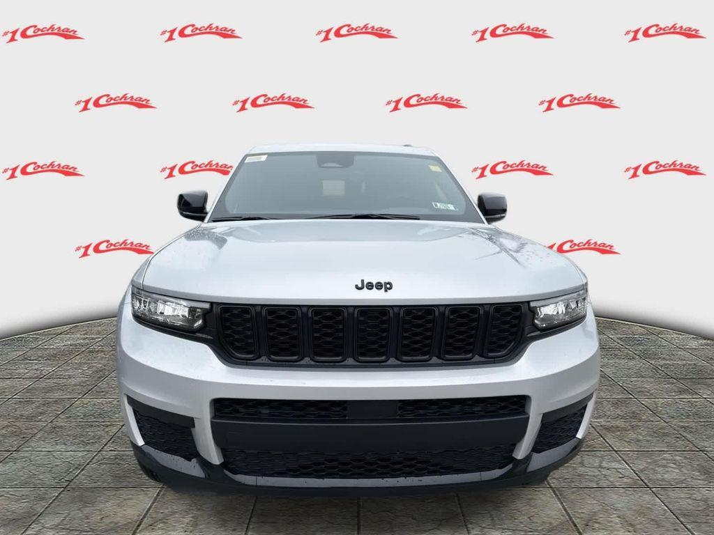 new 2025 Jeep Grand Cherokee L car, priced at $44,333