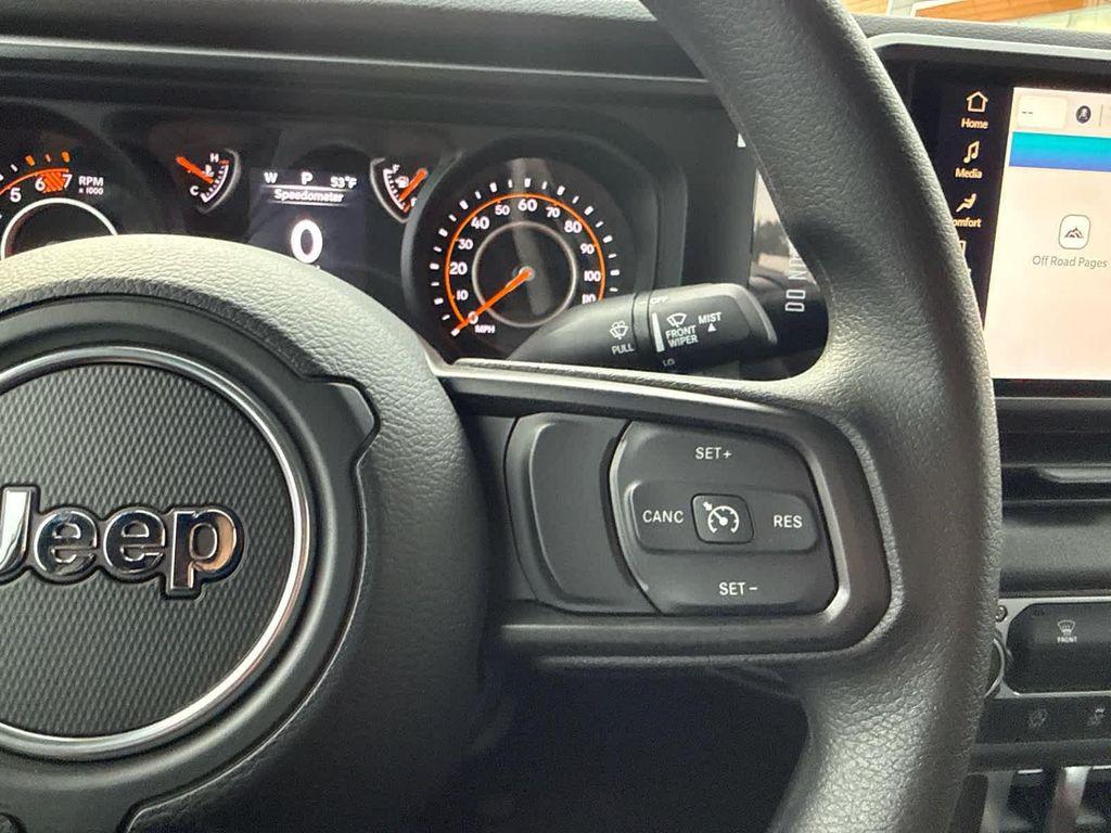 new 2026 Jeep Wrangler car, priced at $40,696