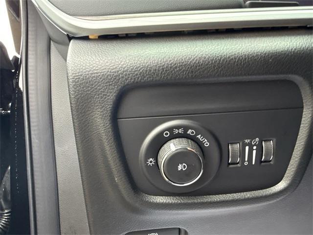 new 2026 Jeep Grand Cherokee L car, priced at $53,195