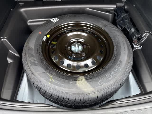 new 2025 Jeep Grand Cherokee car, priced at $42,990