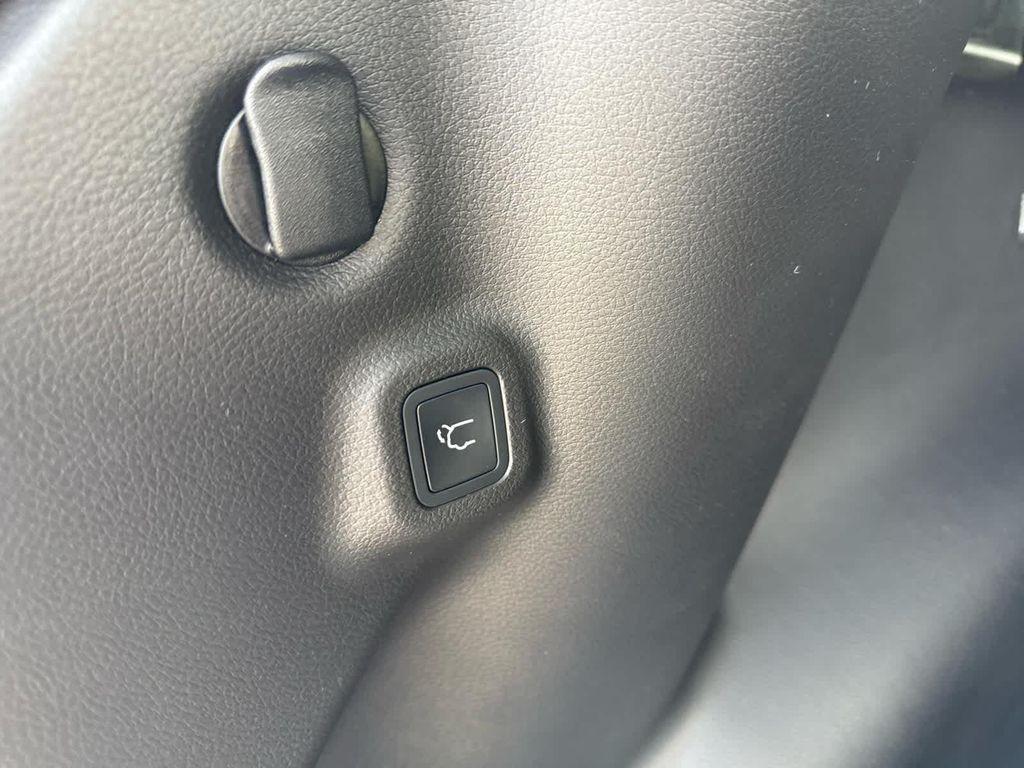 new 2026 Jeep Compass car, priced at $35,370