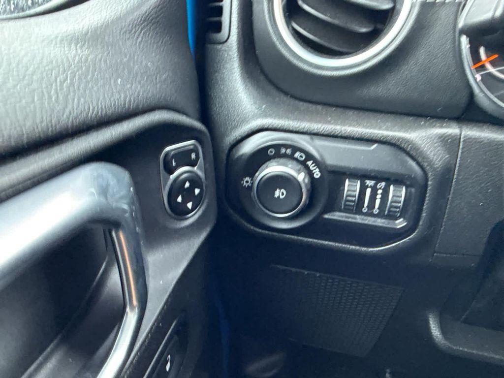 used 2022 Jeep Wrangler Unlimited car, priced at $32,498