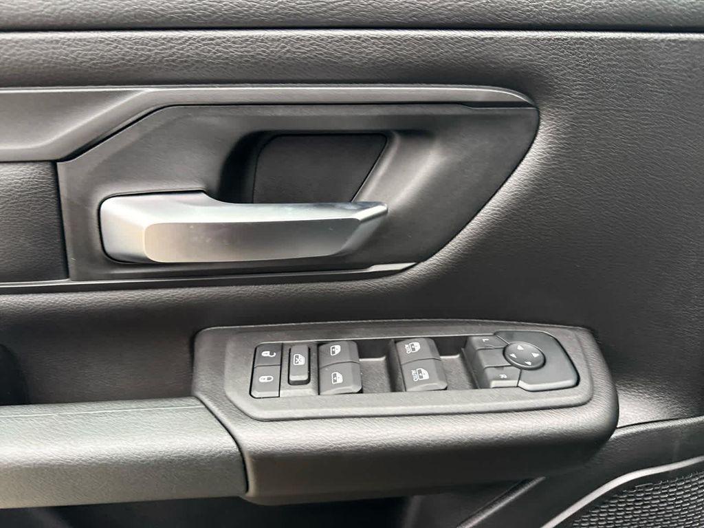 new 2025 Ram 1500 car, priced at $45,543