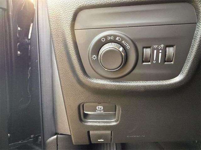 new 2026 Jeep Grand Cherokee car, priced at $47,424