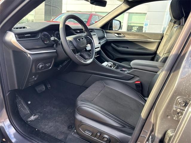 new 2026 Jeep Grand Cherokee car, priced at $47,424