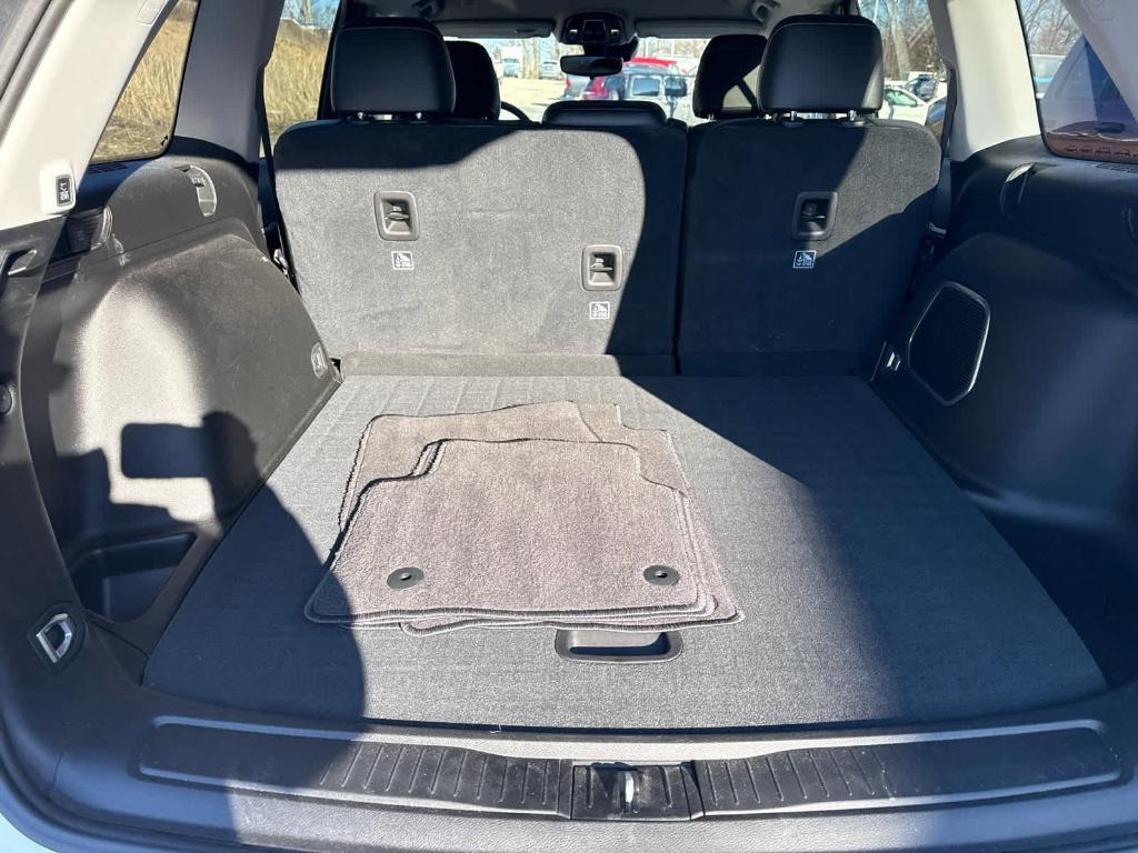 used 2023 Jeep Grand Cherokee car, priced at $33,998