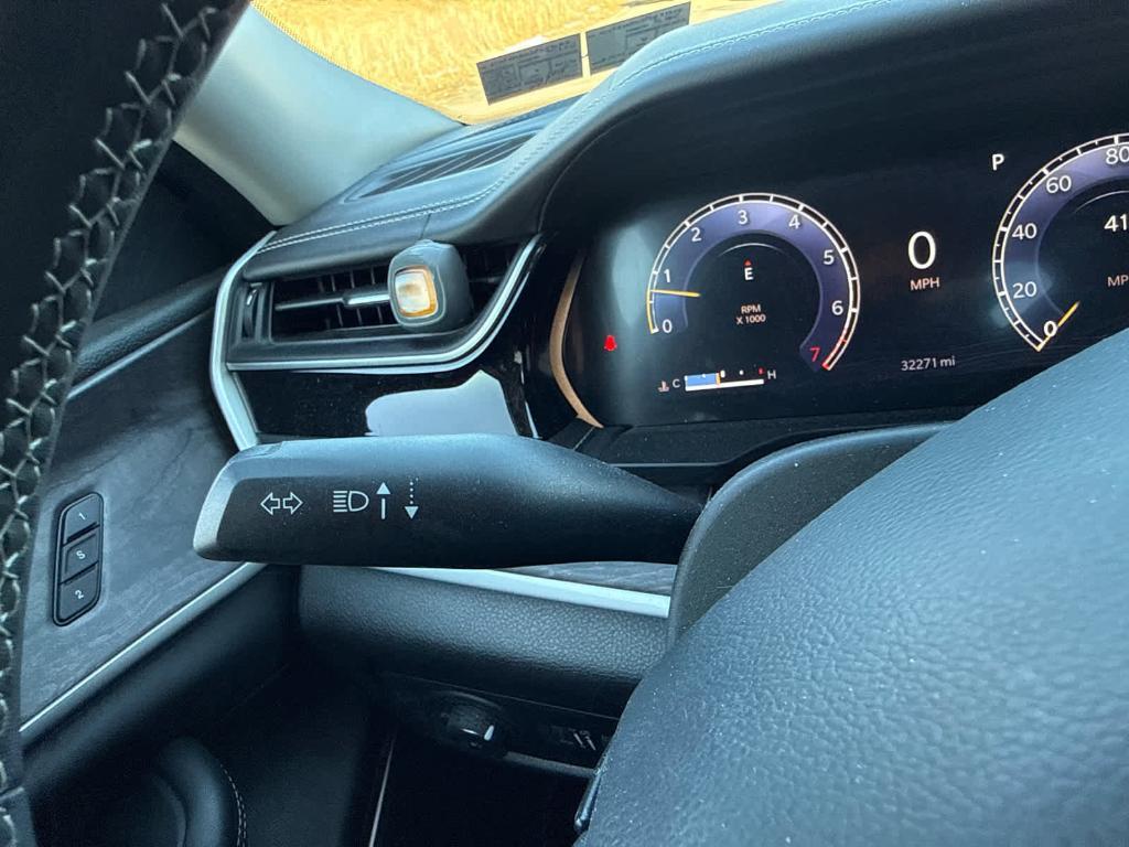 used 2023 Jeep Grand Cherokee car, priced at $33,998