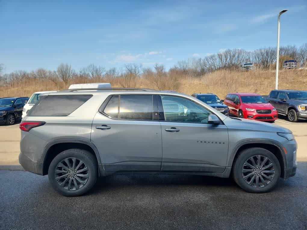 used 2023 Chevrolet Traverse car, priced at $36,498
