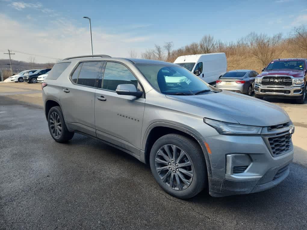 used 2023 Chevrolet Traverse car, priced at $36,498