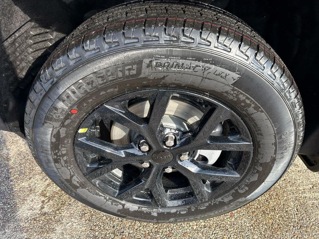 new 2026 Jeep Grand Cherokee car, priced at $47,424