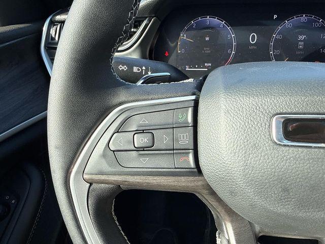 new 2026 Jeep Grand Cherokee car, priced at $42,264