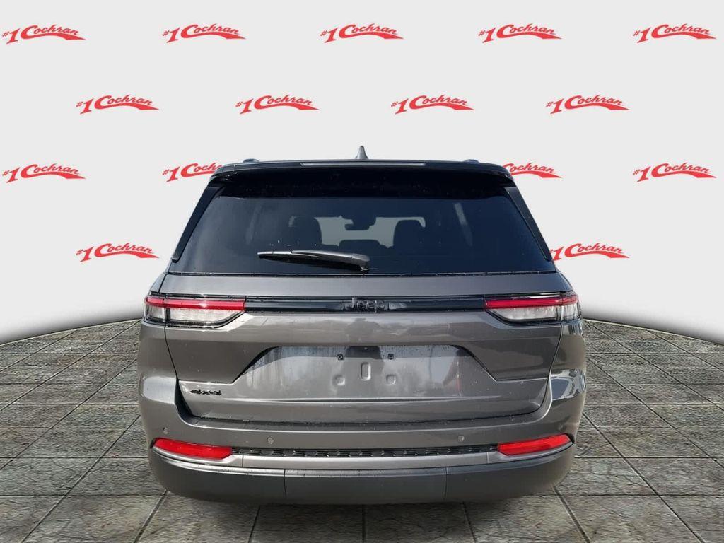 new 2026 Jeep Grand Cherokee car, priced at $47,424