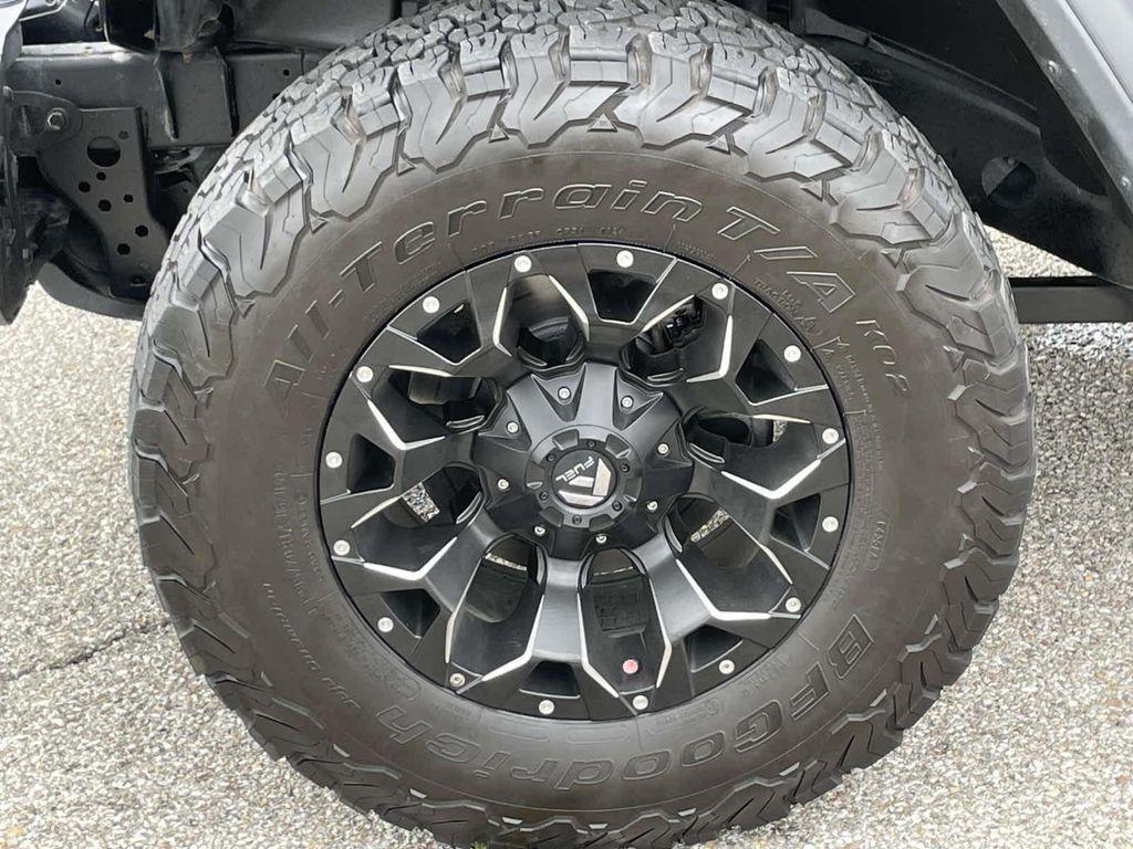 used 2019 Jeep Wrangler Unlimited car, priced at $26,498