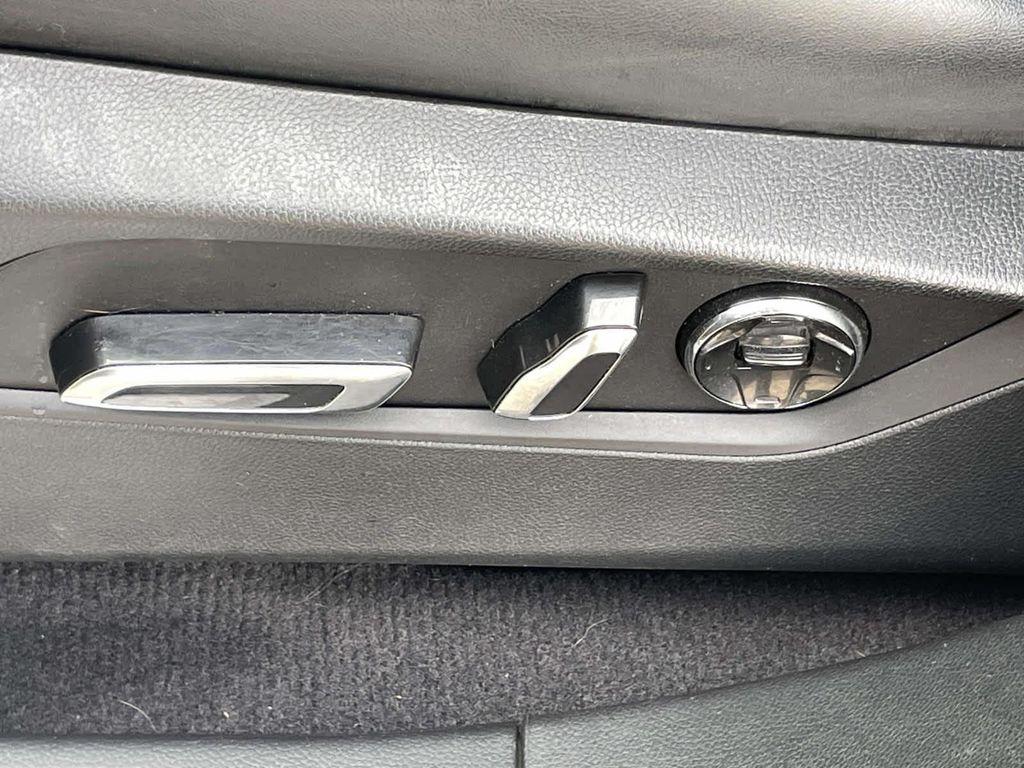 used 2019 Acura RDX car, priced at $13,998