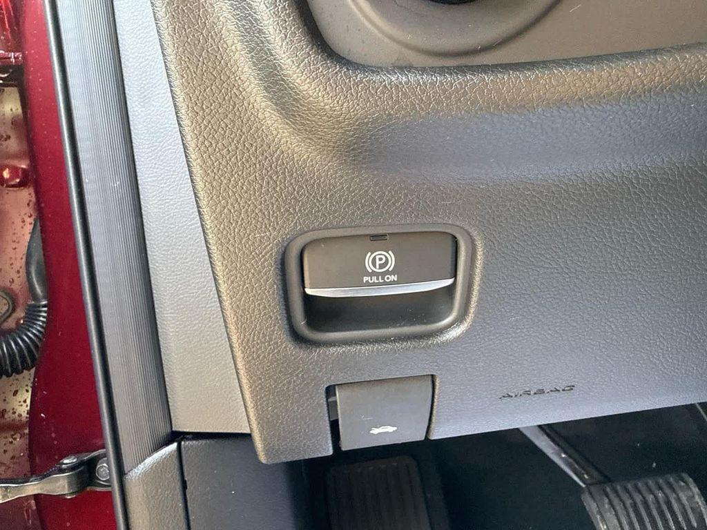 new 2026 Jeep Grand Cherokee car, priced at $46,881