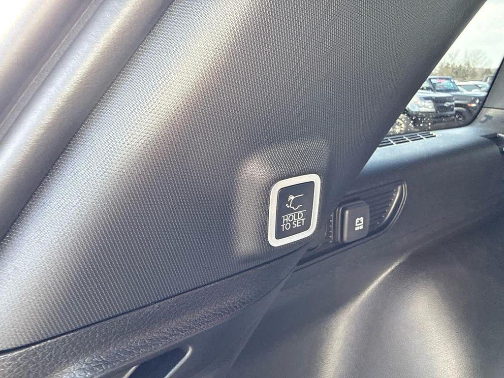 new 2026 Jeep Grand Cherokee car, priced at $47,424