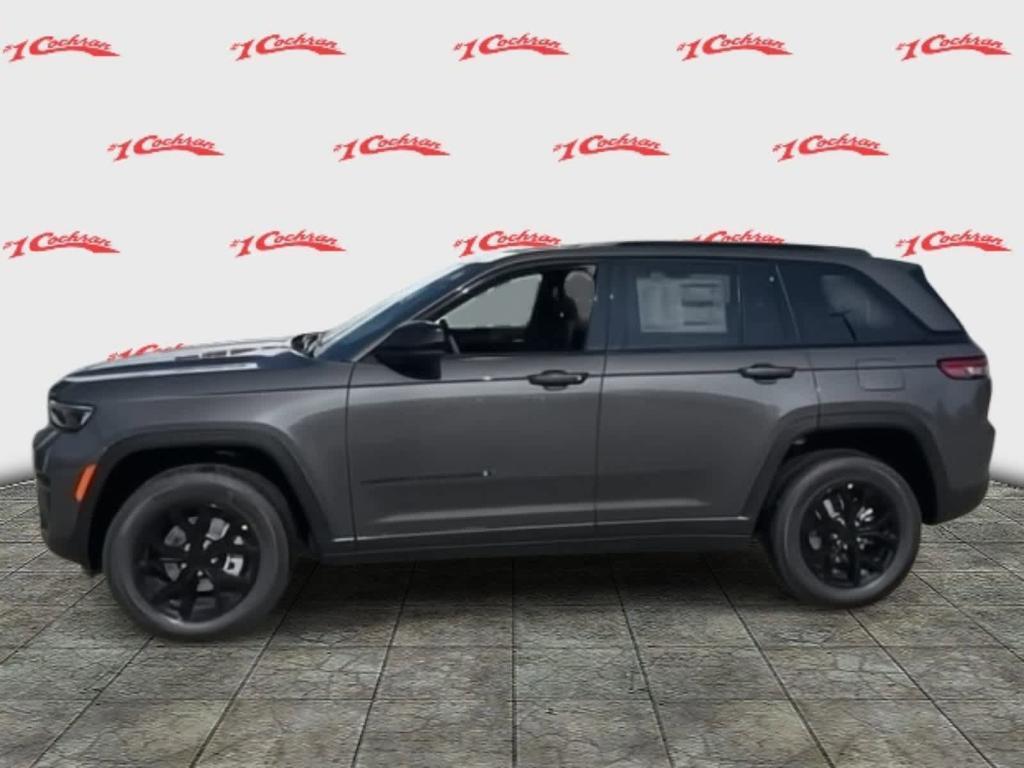 new 2025 Jeep Grand Cherokee car, priced at $43,508