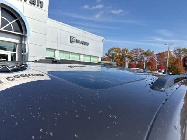 new 2025 Jeep Grand Cherokee car, priced at $43,508