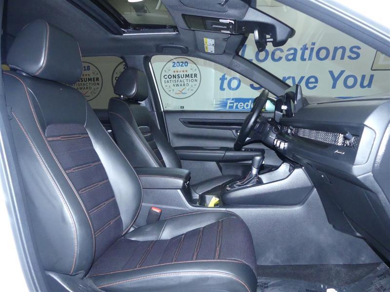 used 2025 Honda CR-V Hybrid car, priced at $32,999