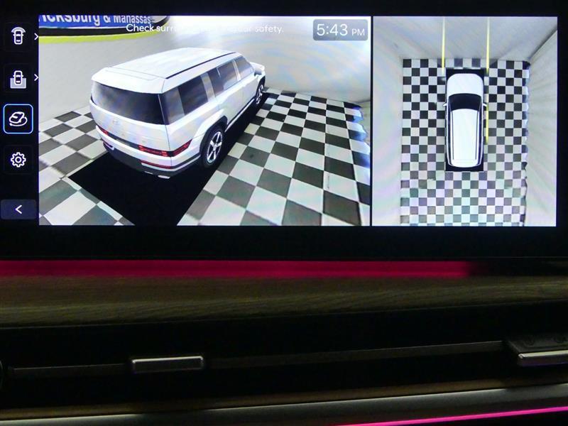 used 2024 Hyundai Santa Fe car, priced at $31,000