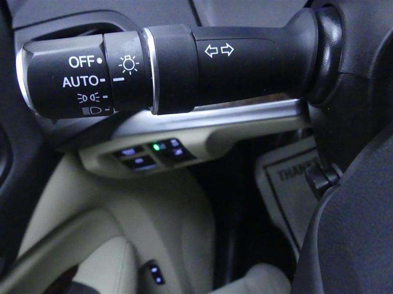 used 2020 Acura MDX car, priced at $21,900