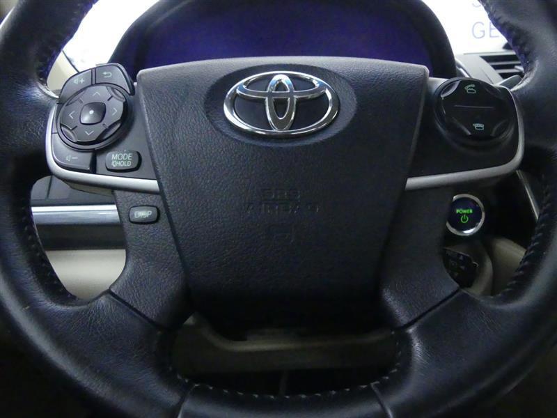 used 2013 Toyota Camry Hybrid car, priced at $7,900