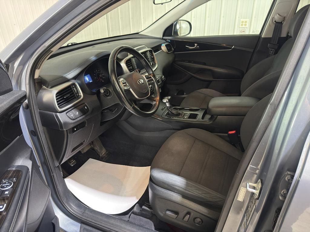 used 2020 Kia Sorento car, priced at $14,500
