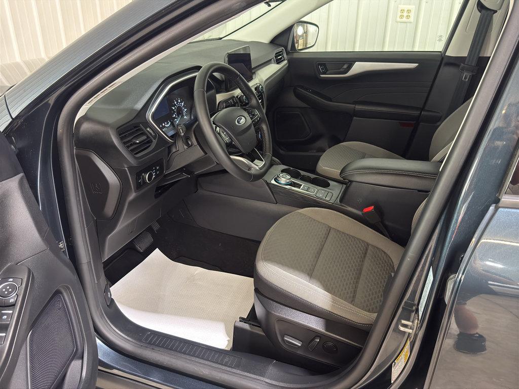 used 2022 Ford Escape car, priced at $21,500