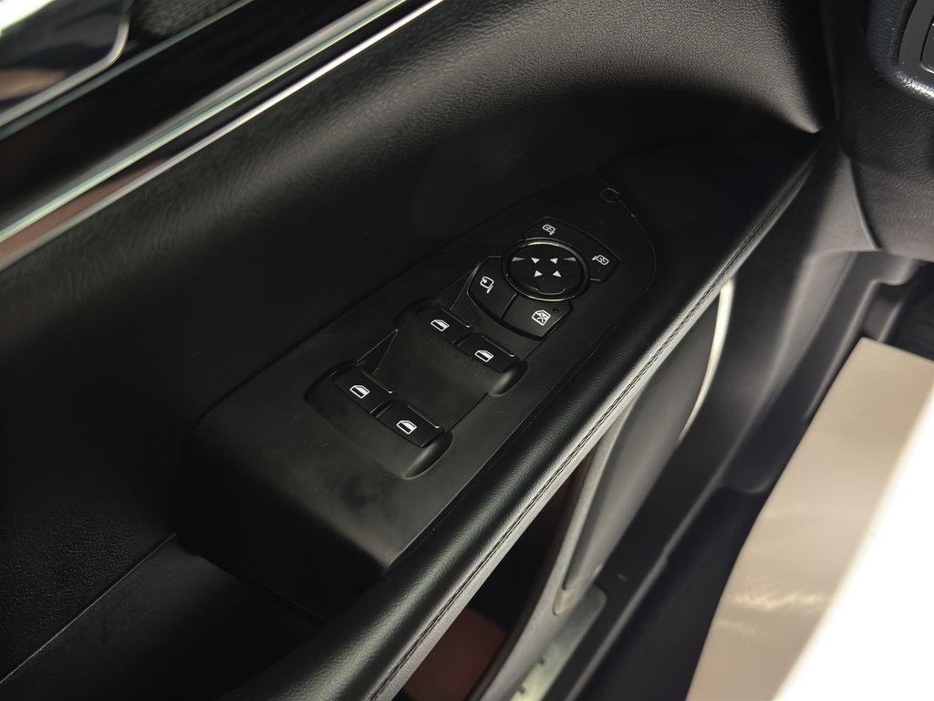 used 2021 Lincoln Nautilus car, priced at $31,700