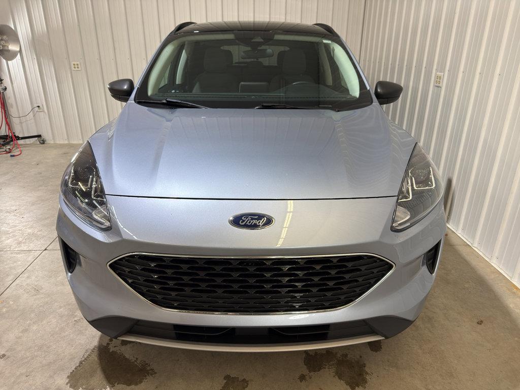used 2022 Ford Escape car, priced at $26,000