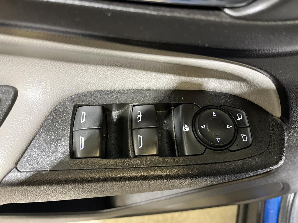 used 2022 Chevrolet Equinox car, priced at $18,000