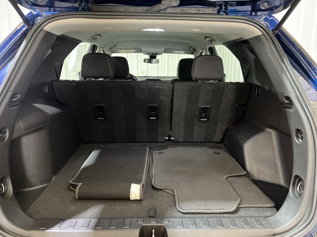 used 2022 Chevrolet Equinox car, priced at $18,000