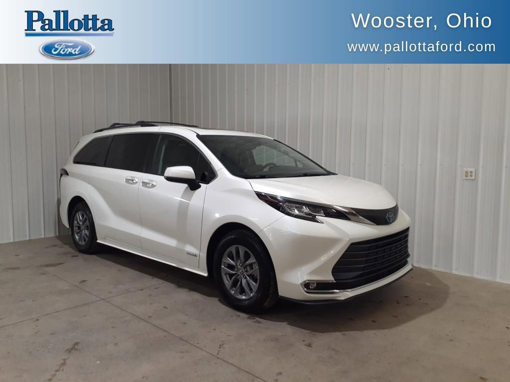 used 2021 Toyota Sienna car, priced at $32,000