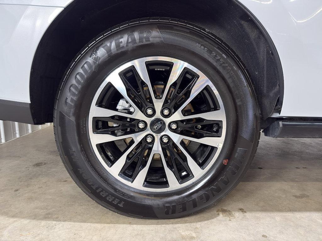 used 2025 Ford Expedition car, priced at $64,000