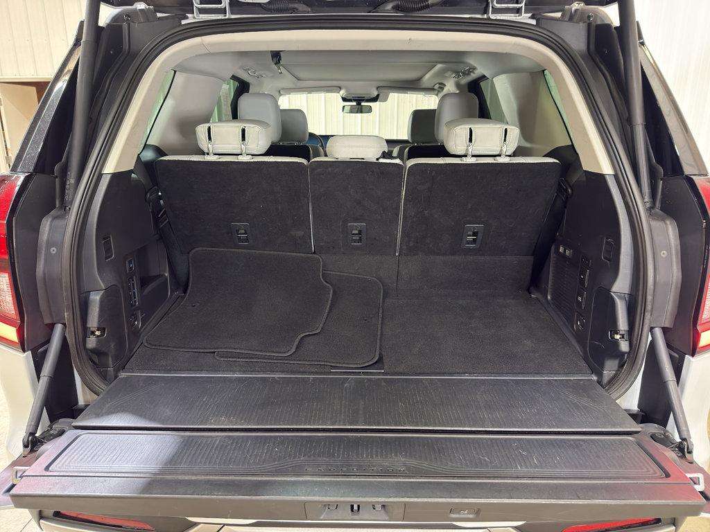 used 2025 Ford Expedition car, priced at $64,000