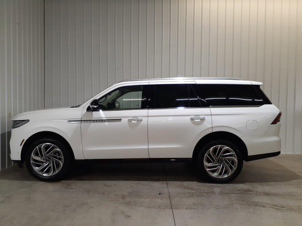 used 2025 Lincoln Navigator car, priced at $98,000