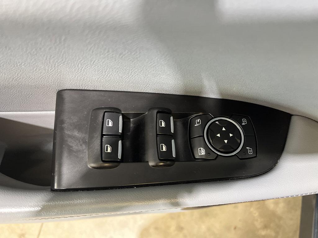 used 2021 Lincoln Nautilus car, priced at $31,900