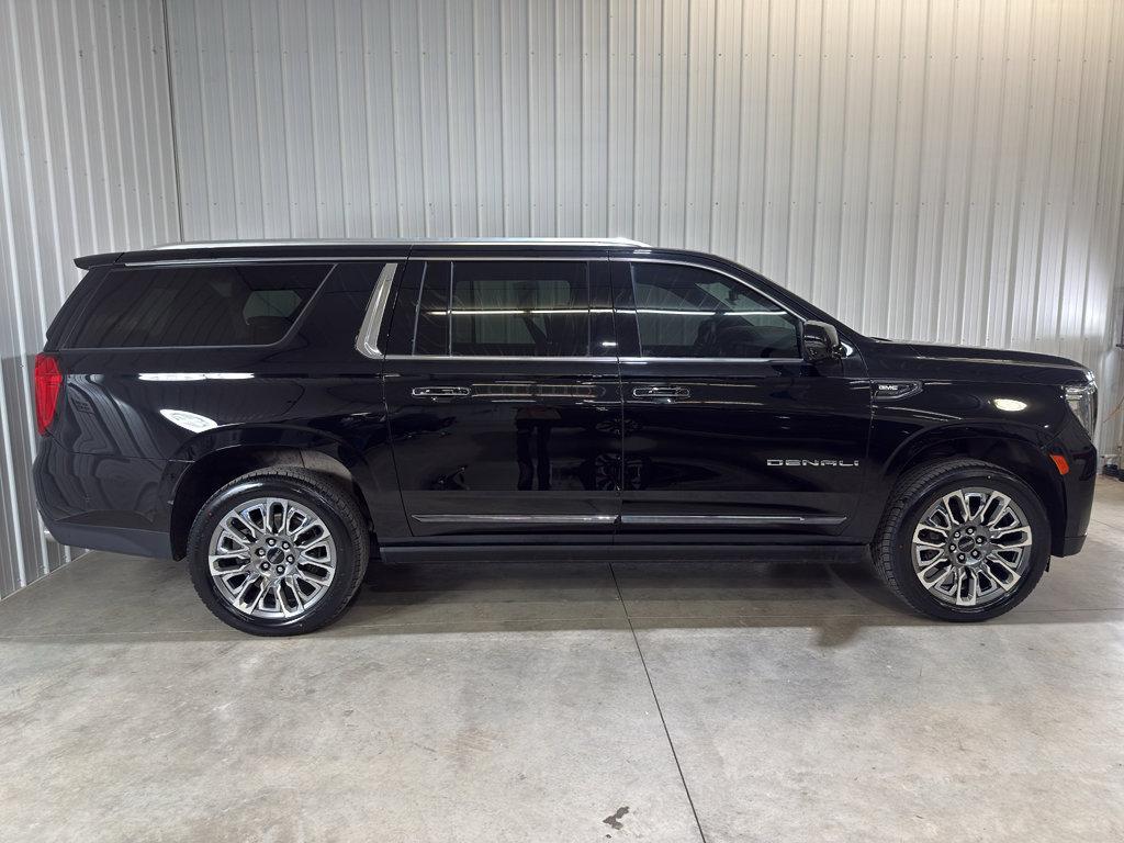 used 2023 GMC Yukon XL car, priced at $69,000