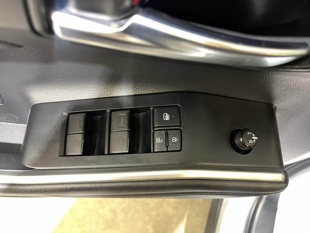 used 2021 Toyota Highlander car, priced at $29,750