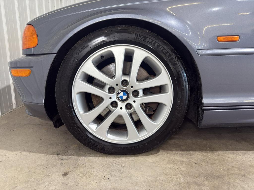 used 2002 BMW 330 car, priced at $4,100