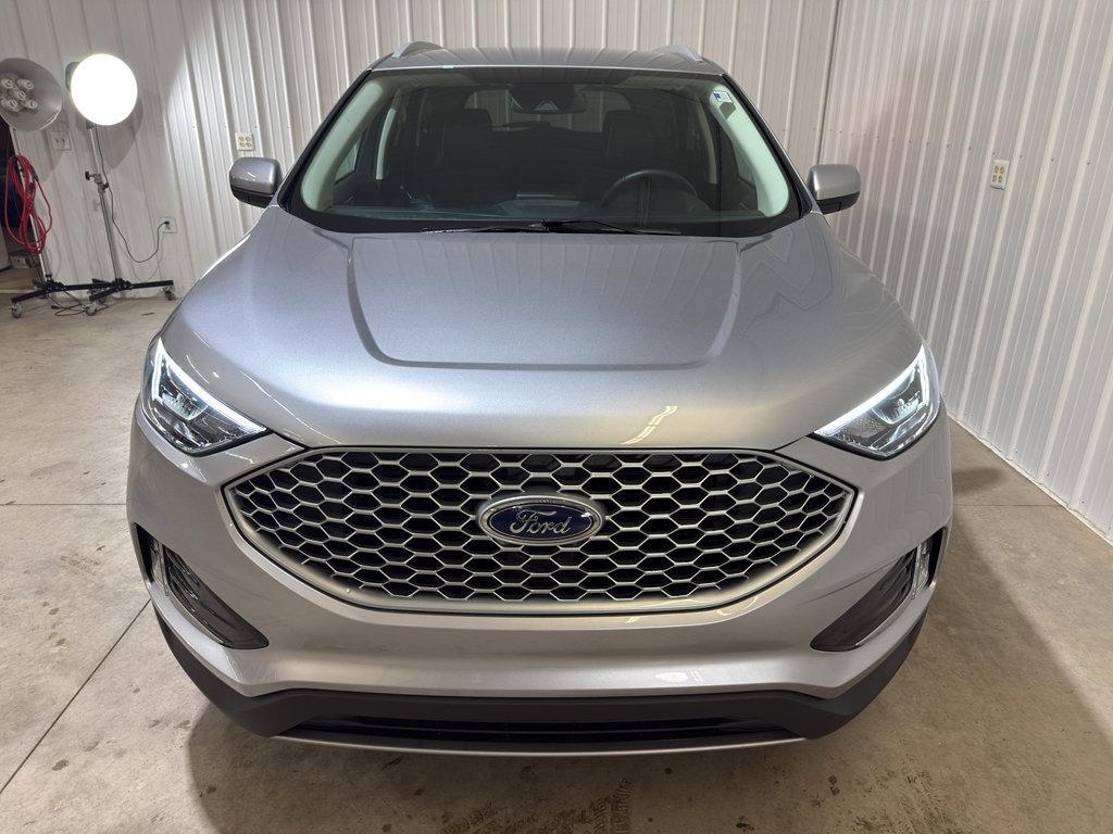 used 2024 Ford Edge car, priced at $28,500