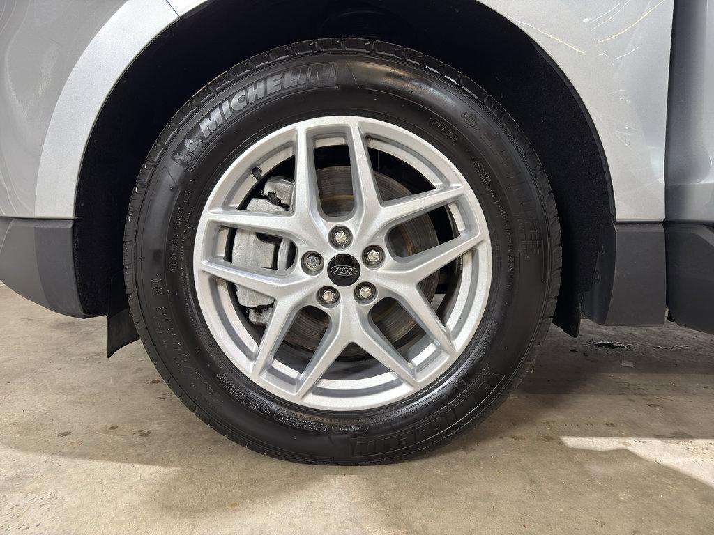 used 2024 Ford Edge car, priced at $28,500