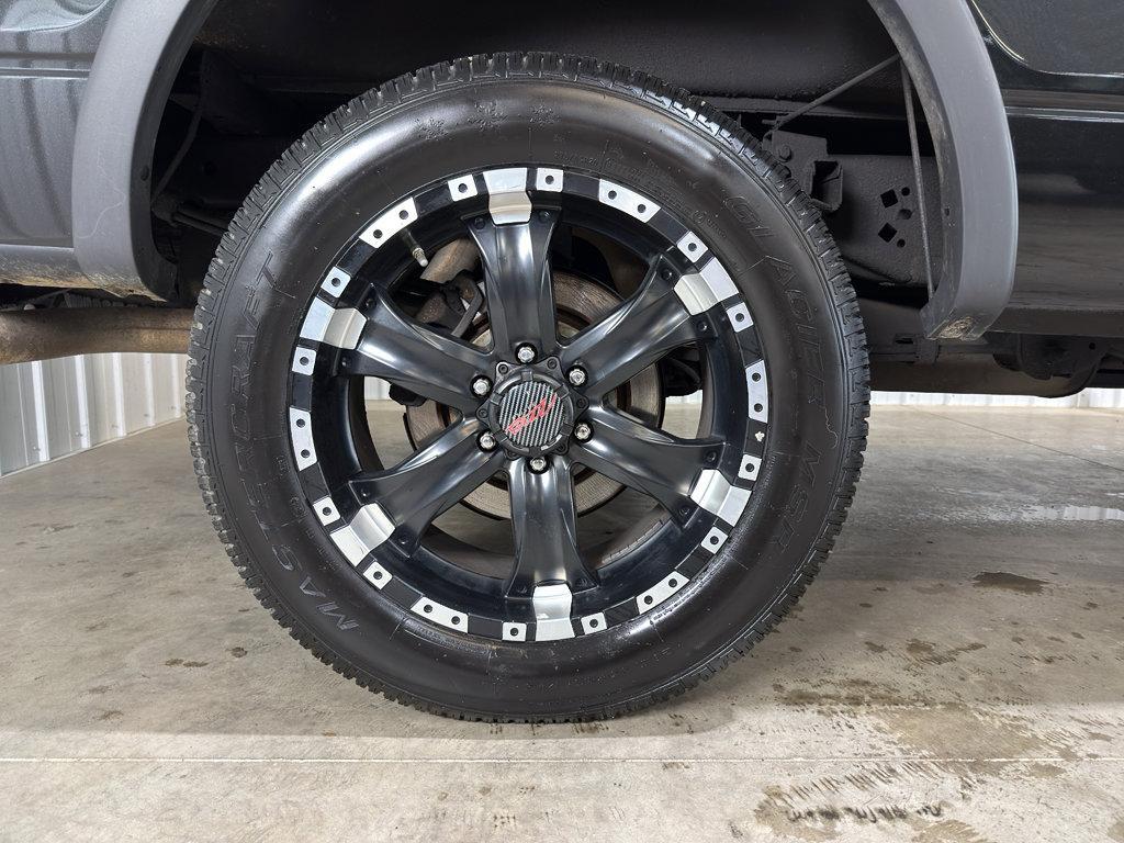 used 2013 Ford F-150 car, priced at $13,500