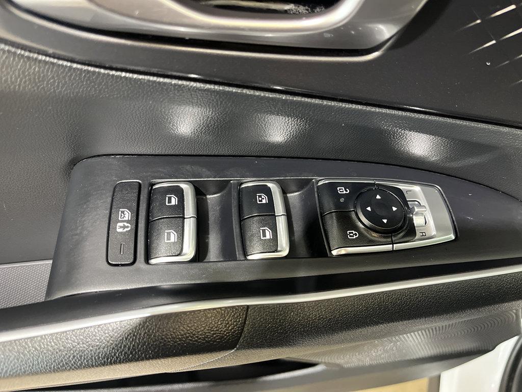 used 2024 Kia Sorento car, priced at $25,250